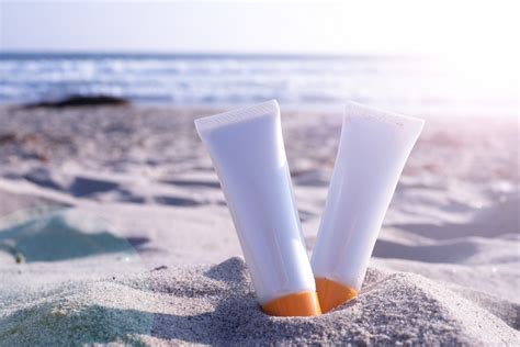 bronzer avec creme solaire|Est.